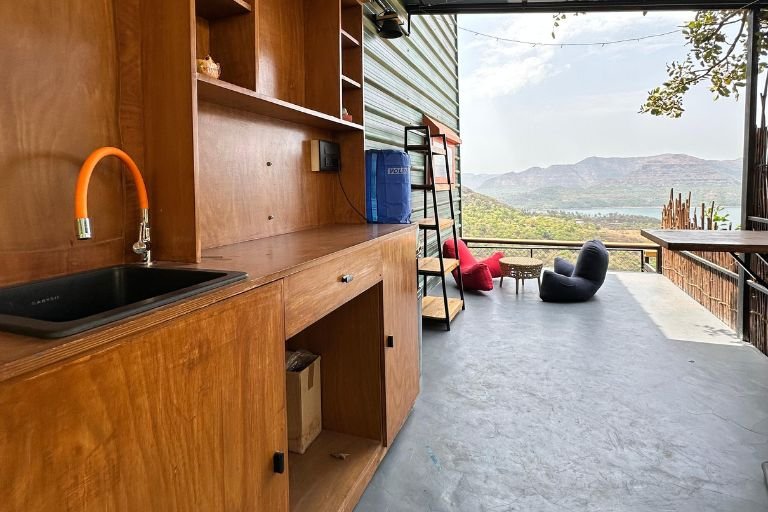 The Cliffbox - Kyuka Stays (12)