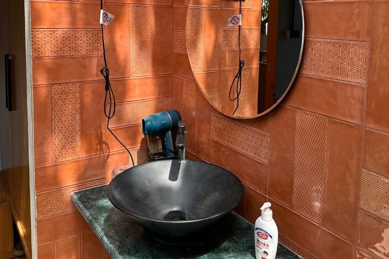 The Cliffbox - Kyuka Stays (2)